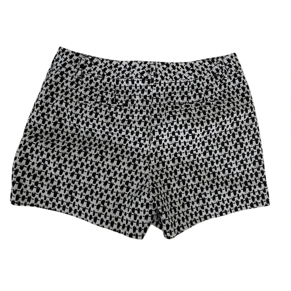 Resort Chic WHBM‎ 97% Cotton Geometric Print Black White Shorts 12P W31 L Fits M